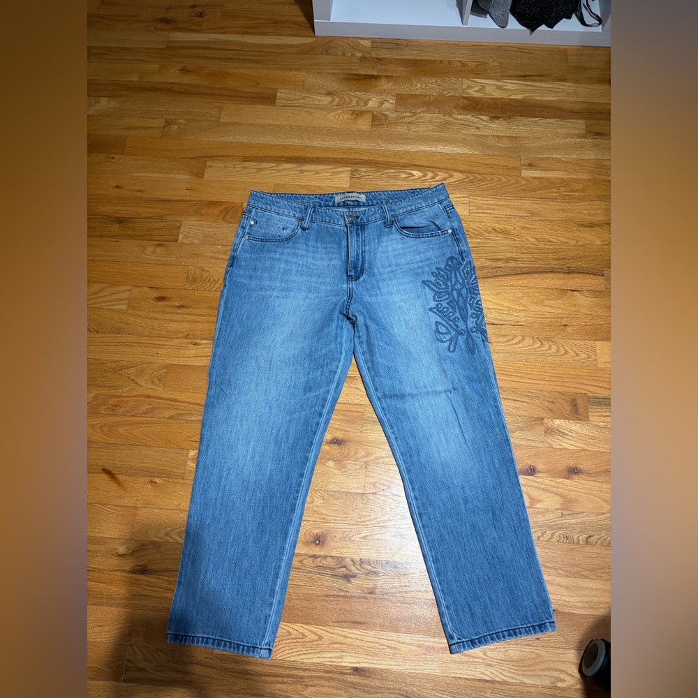 Liverpool woman’s Light Blue Jeans with Leaf Design